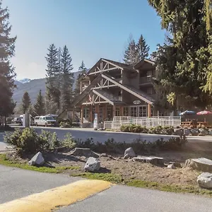 Resort Riverside Whistler