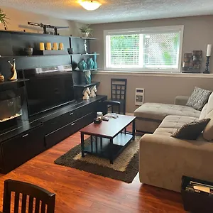 Hébergement de vacances Cozy And Modern 3 Bedroom In Location!