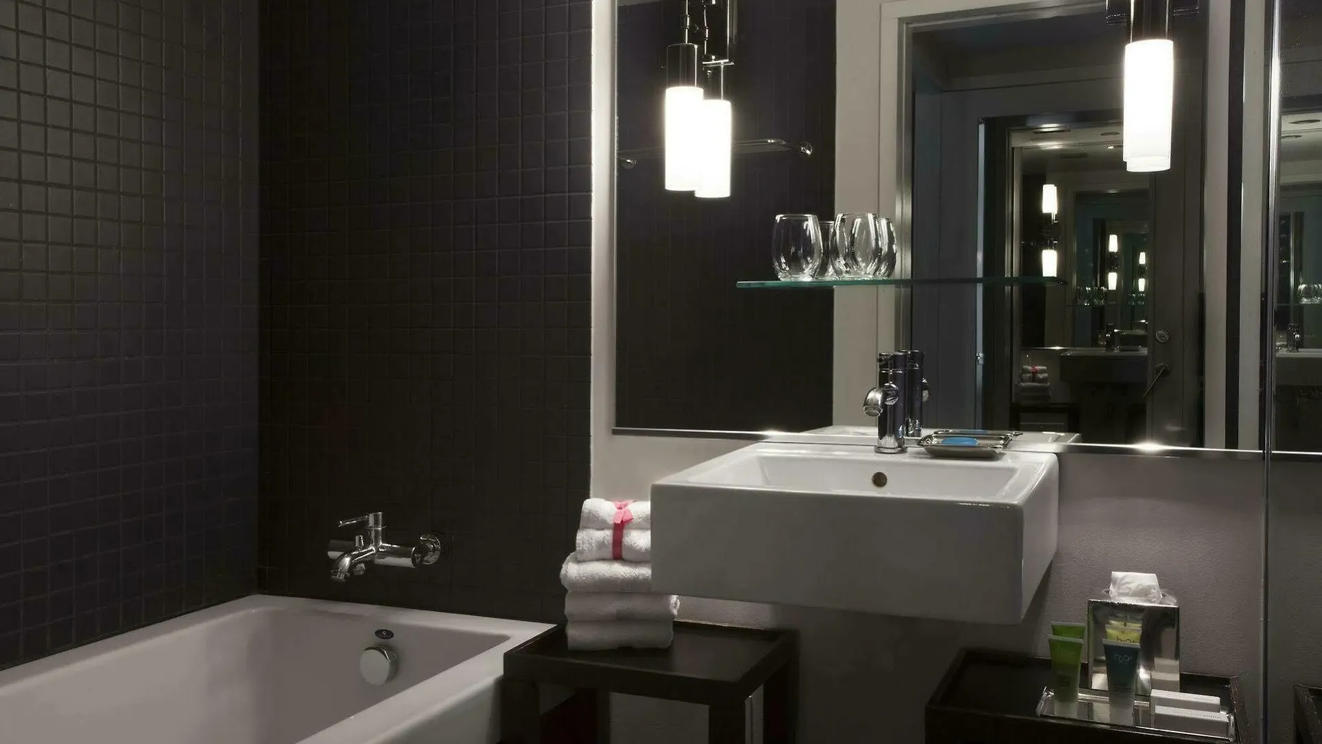 Hotel10 Montreal